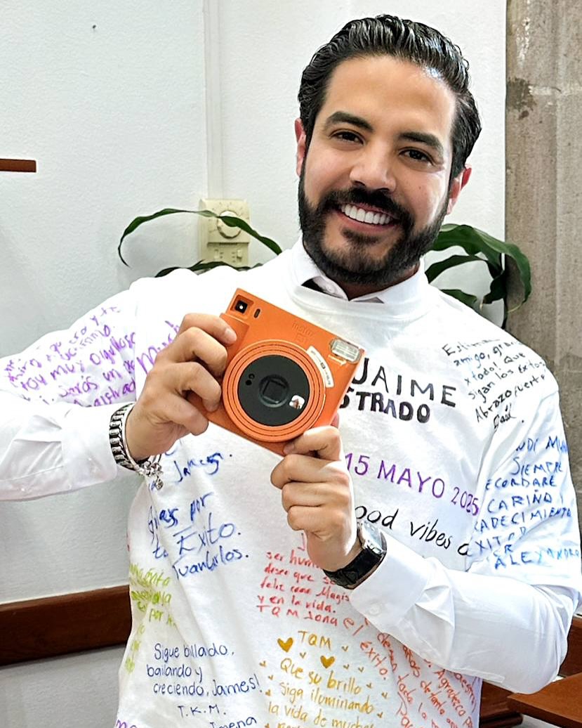 Gracias a mi equipo, siempre. La justicia se trabaja en equipo. Hasta pronto. 
.
.
.
#scjn #supremacorte #pjf #poderjudicial #magistrado #magistradojj